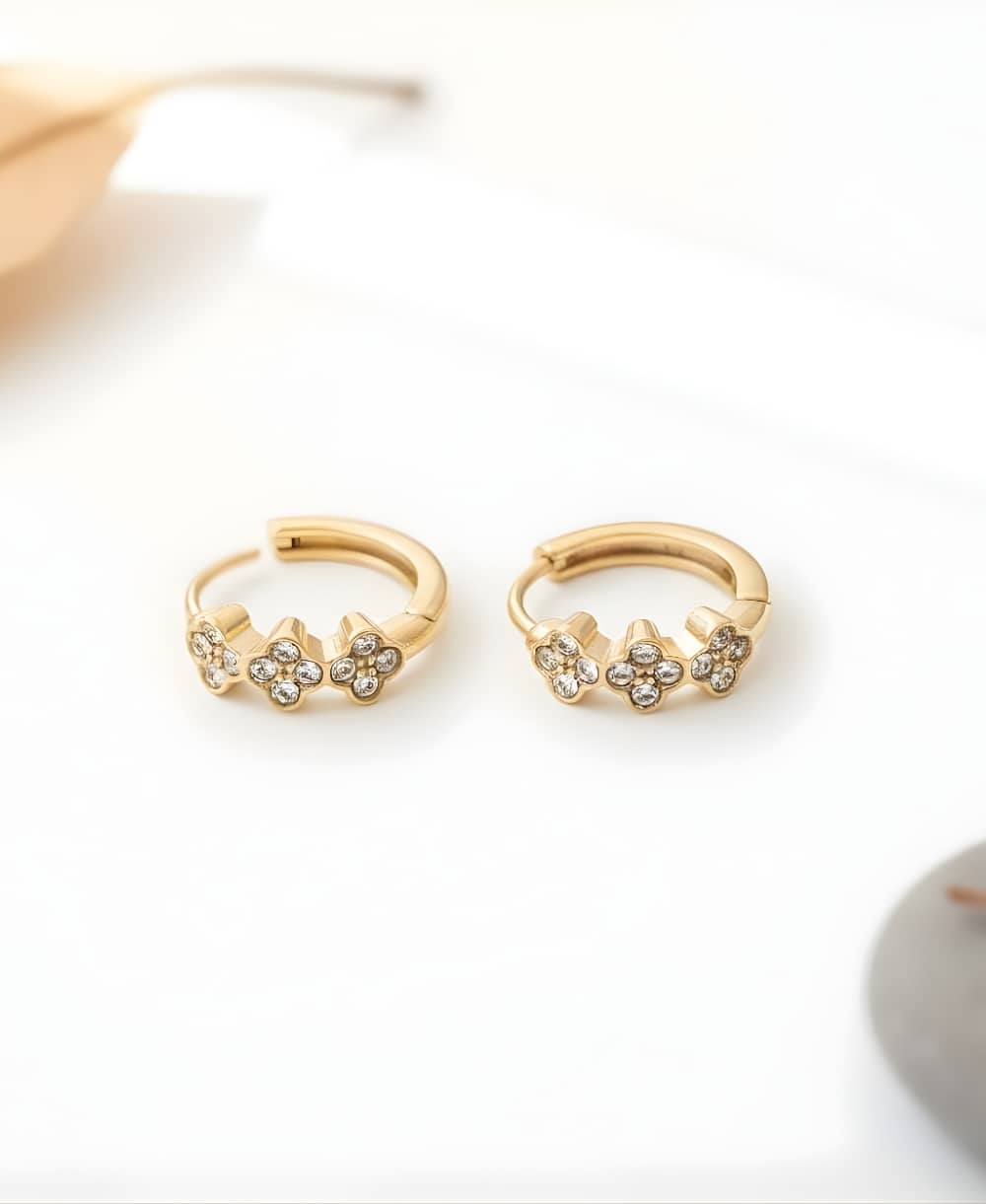 Triple Flora Huggies (2)